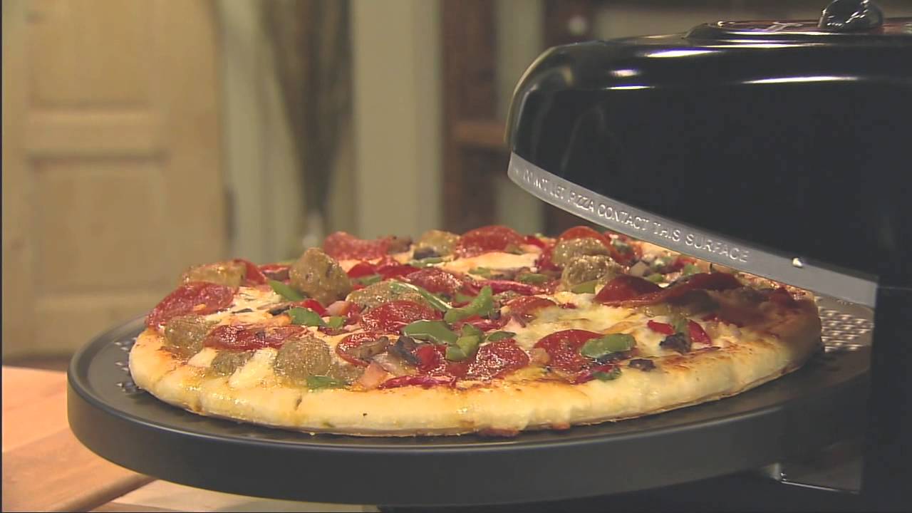 Presto Pizzazz Plus Rotating Oven - YouTube